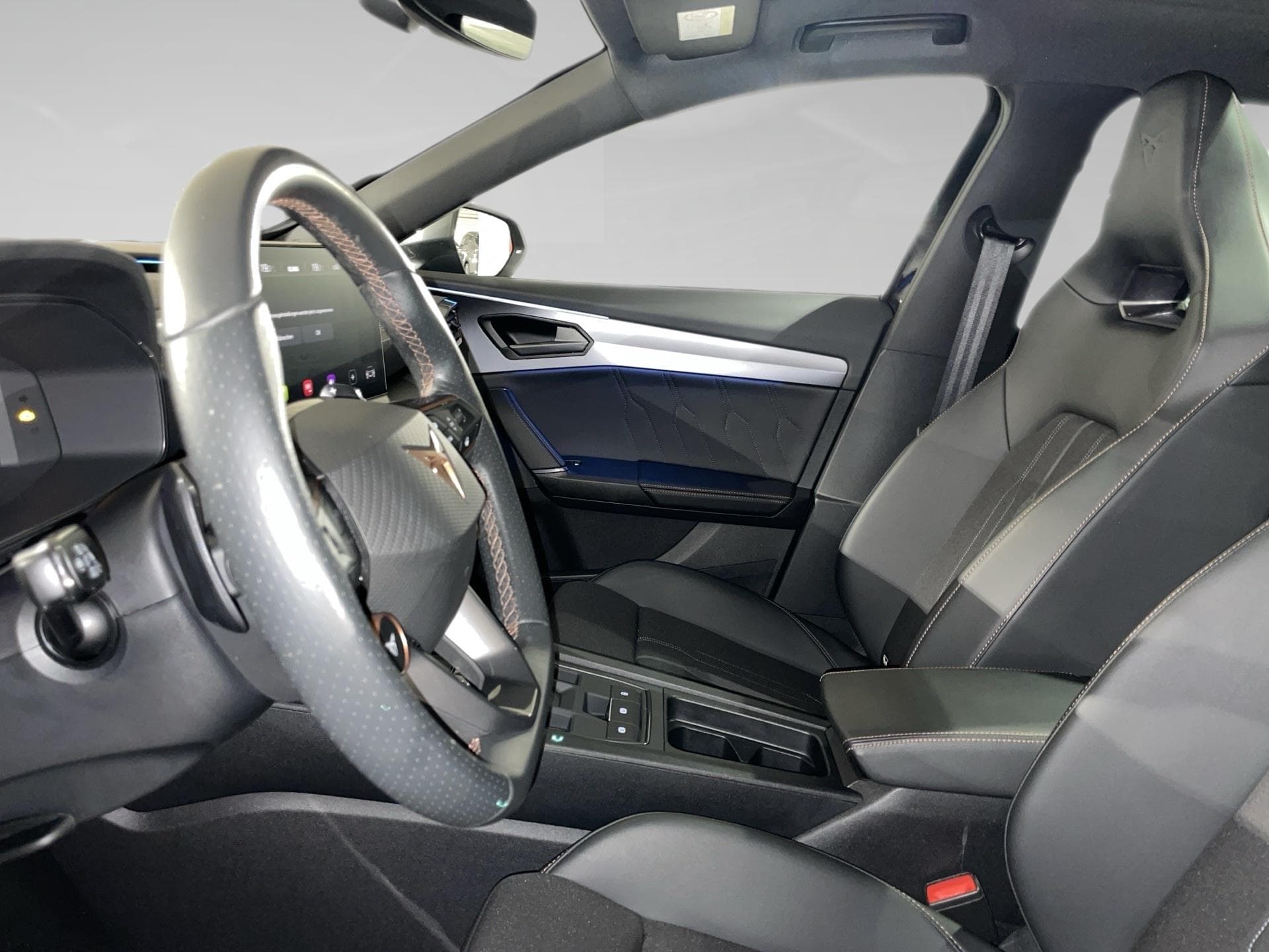Cupra Formentor 2.0 TSI 4Drive 228kW DSG VZ - Photo 3