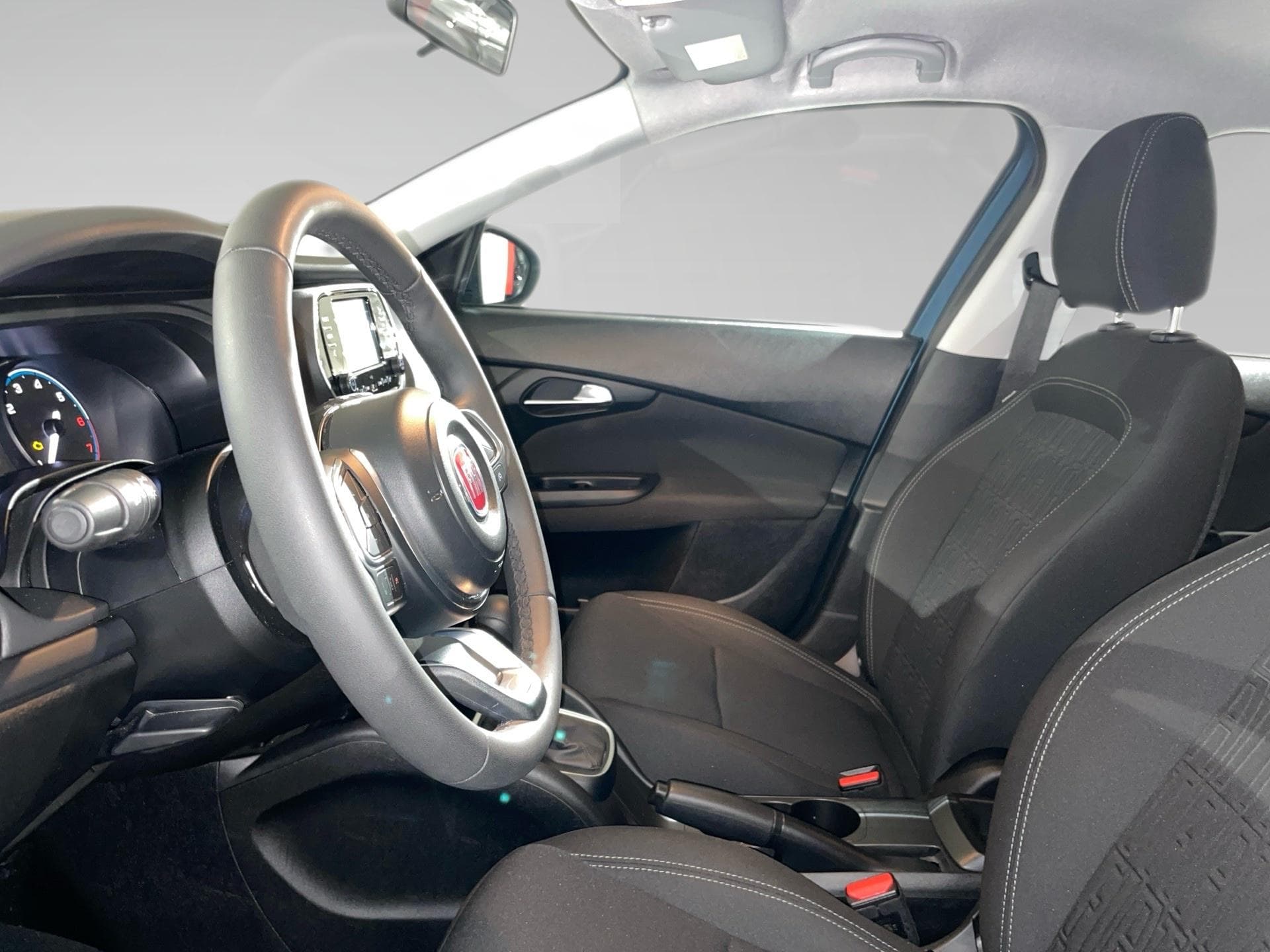 Fiat Tipo 1.5 Hybrid 130 DCT7 - Photo 3