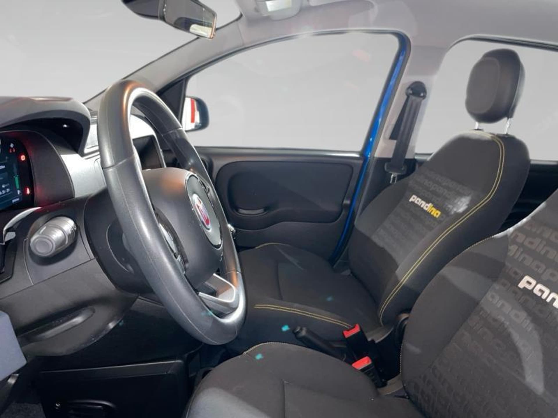 Fiat Panda 1.0 Hybrid 70 MT6 - Photo 3