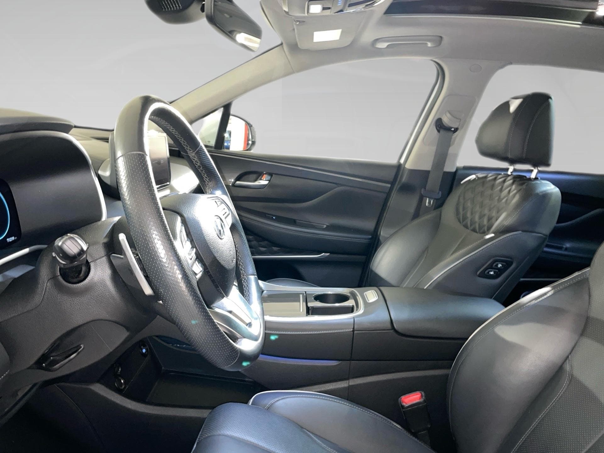 Hyundai SANTA FE 1.6 T-GDi Plug-in Hybrid 4x4 Shine Aut. - Photo 3