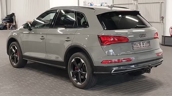 Audi Q5 - Photo 2