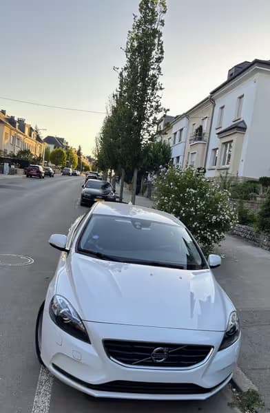 Volvo V40 Momentum - Photo 3