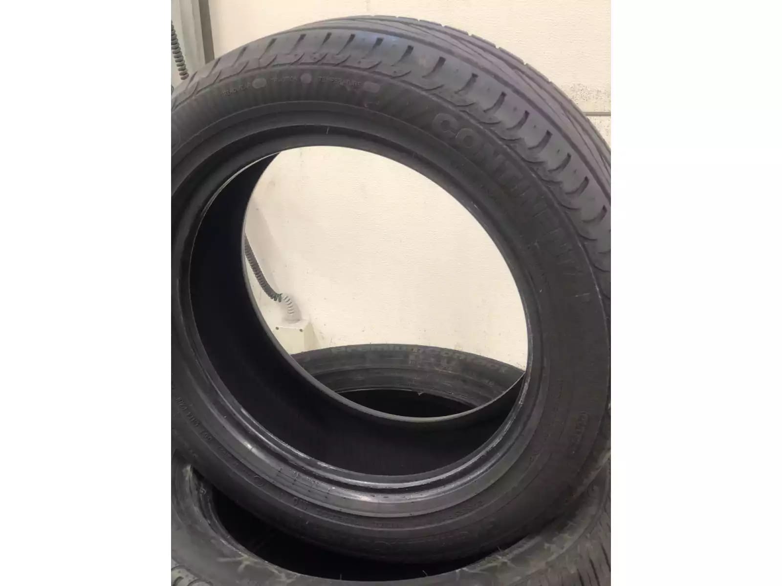 Pneus été 16 205/55 R16 91H - Photo 1