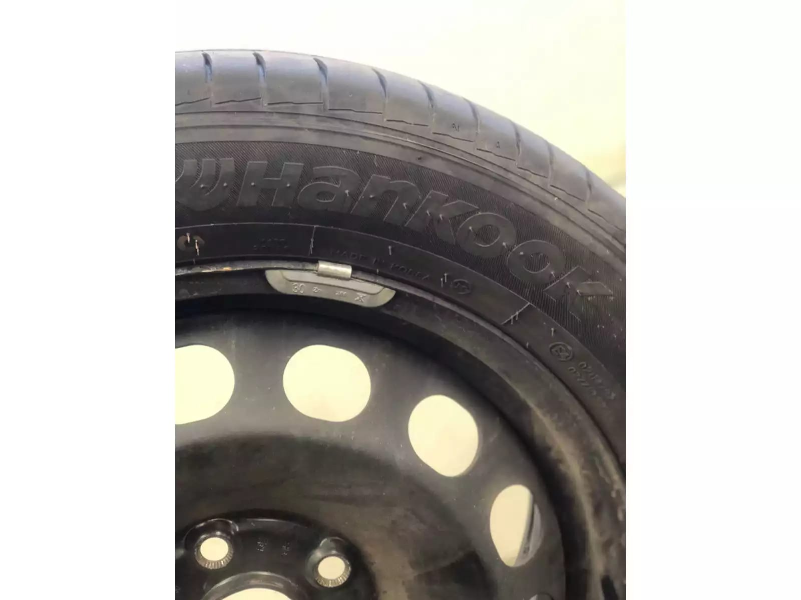 Jantes acier + Pneus été 16 205/55 R16 94H - Photo 1