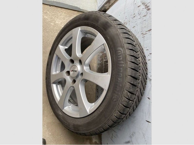 Jantes alu + Pneus hiver 17 205/55 R17 91H - Photo 1