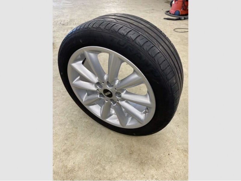 Jantes alu + Pneus été 17 225/45 R17 91W - Photo 1