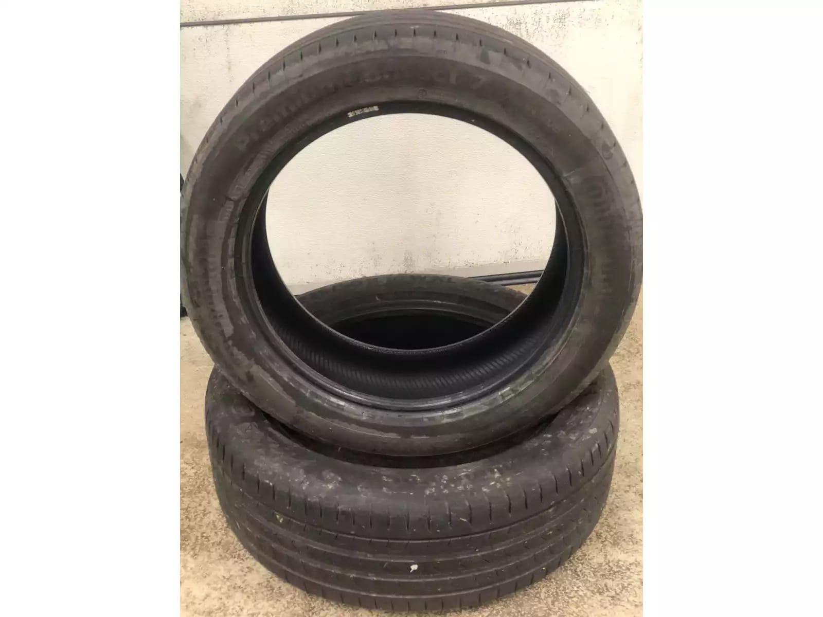 Pneus été 18 225/50 R18 99W - Photo 1