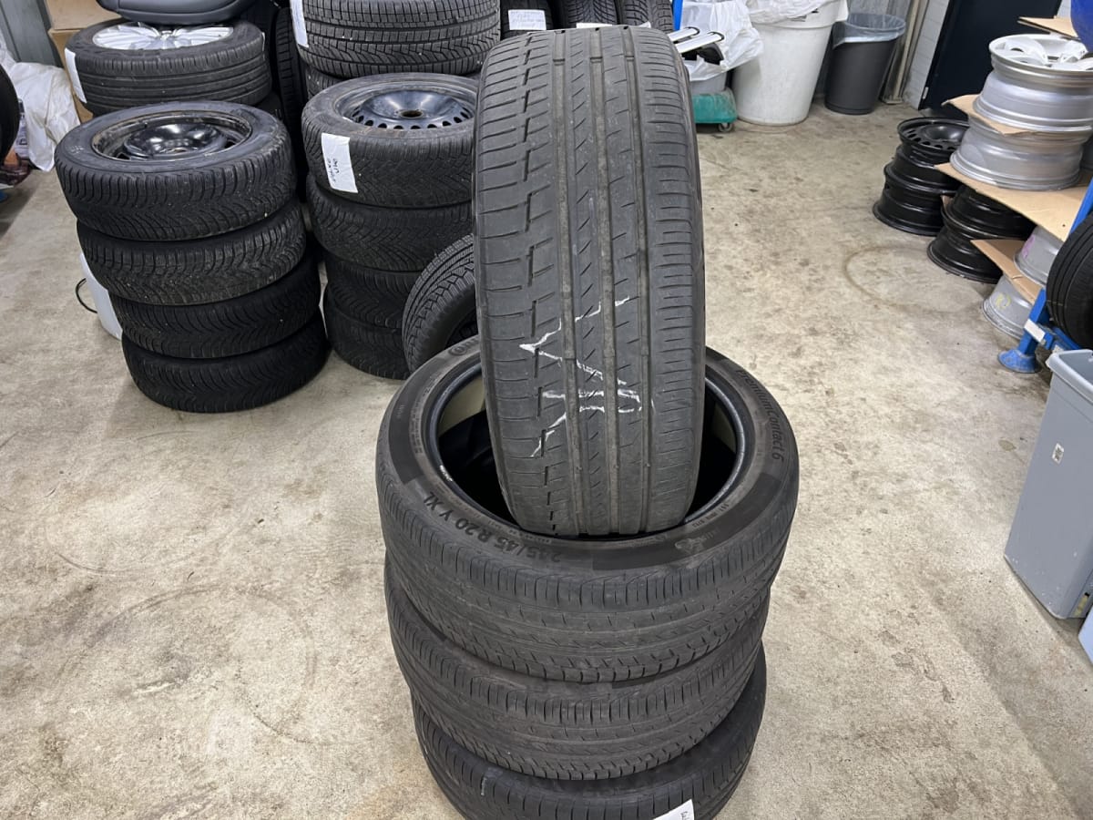 Pneus été 20 245/45 R20 - Photo 1