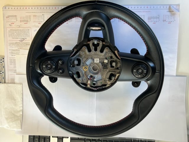 Volant Mini F56 F57 John Cooper Works - Photo 1