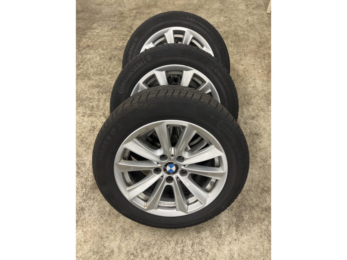 Jantes alu + Pneus hiver 17 225/55 R17 97H - Photo 1