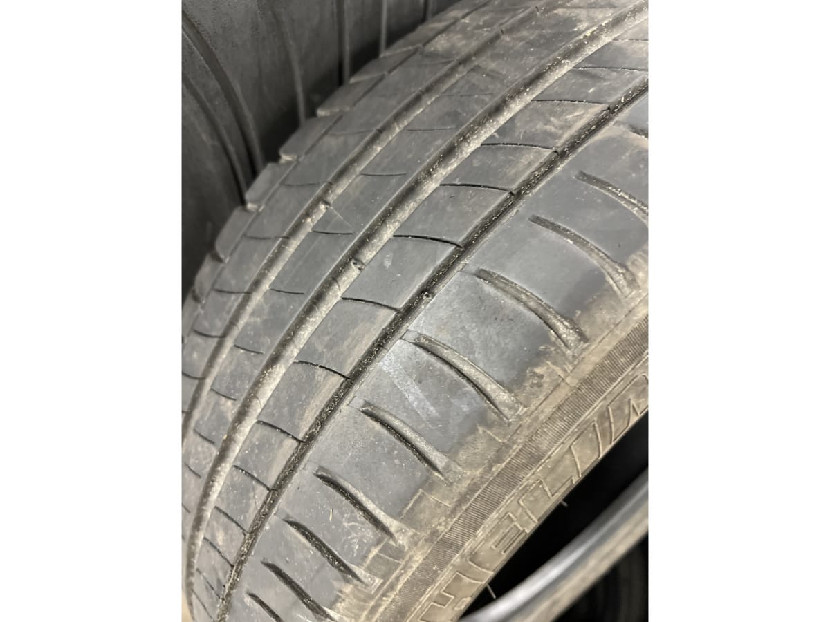 Pneus été 16 205/60 R16 96V - Photo 1