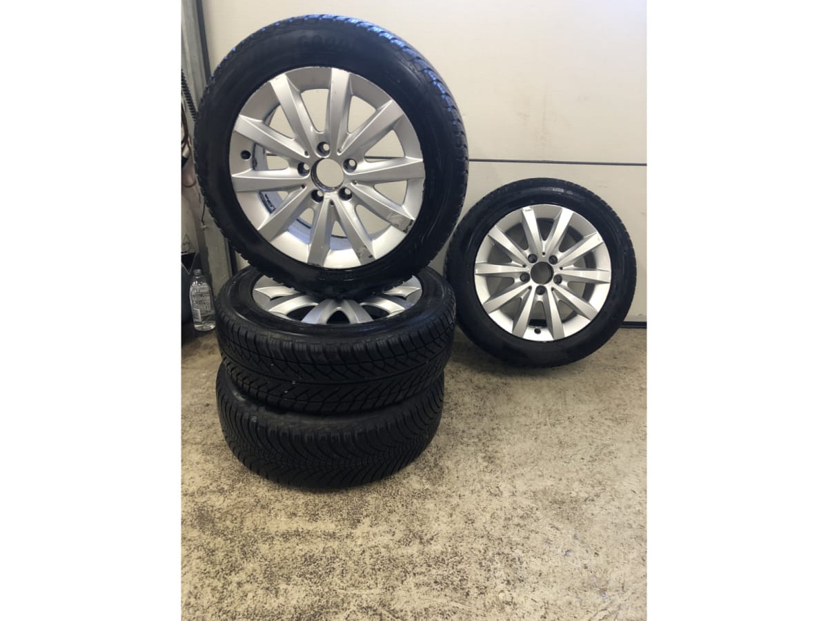 Jantes alu + Pneus hiver 16 205/55 R16 91H - Photo 1