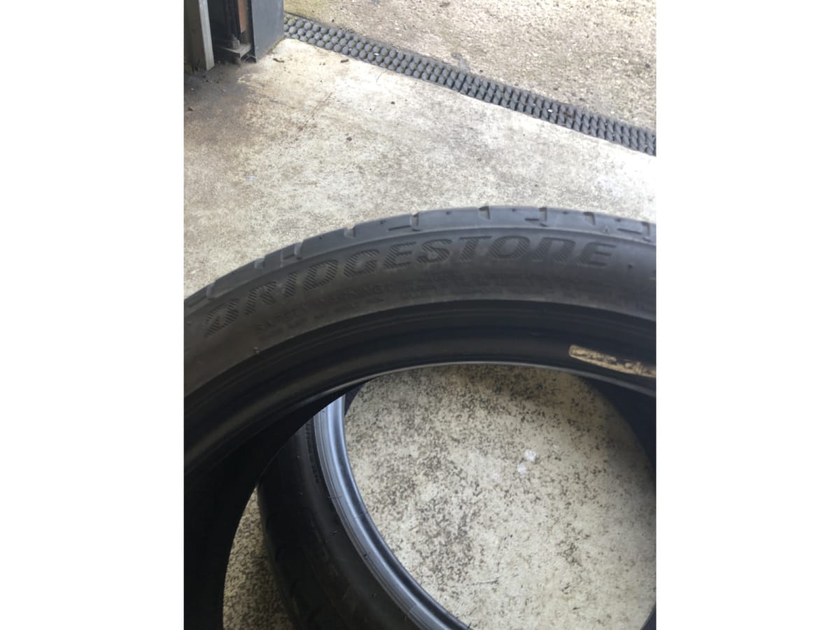 Pneus été 18 225/40 R18 92Y - Photo 1