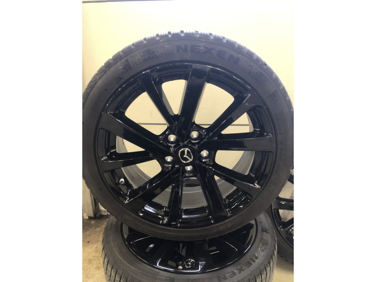 Jantes alu + Pneus hiver 18 215/45 R18 93W - Photo 1