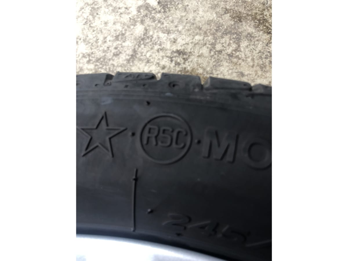 Jantes alu + Pneus été 18 245/45 R18 100Y - Photo 1