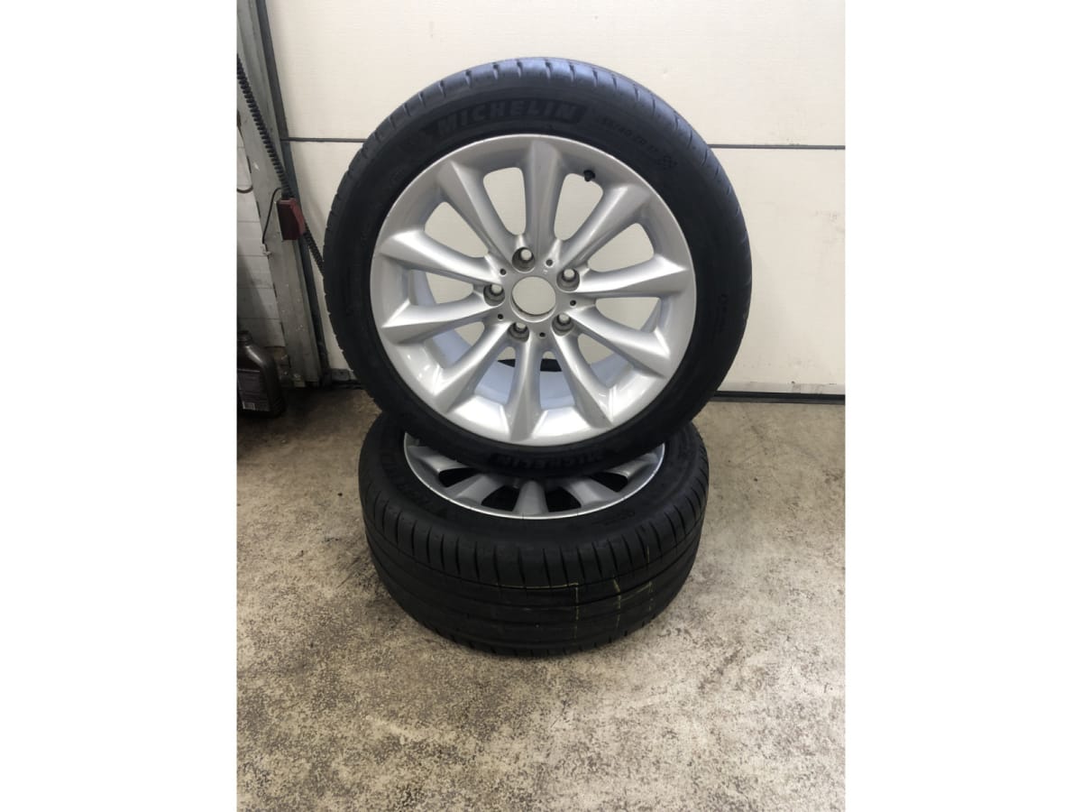 Jantes alu + Pneus été 17 255/40 R17 98Y - Photo 1