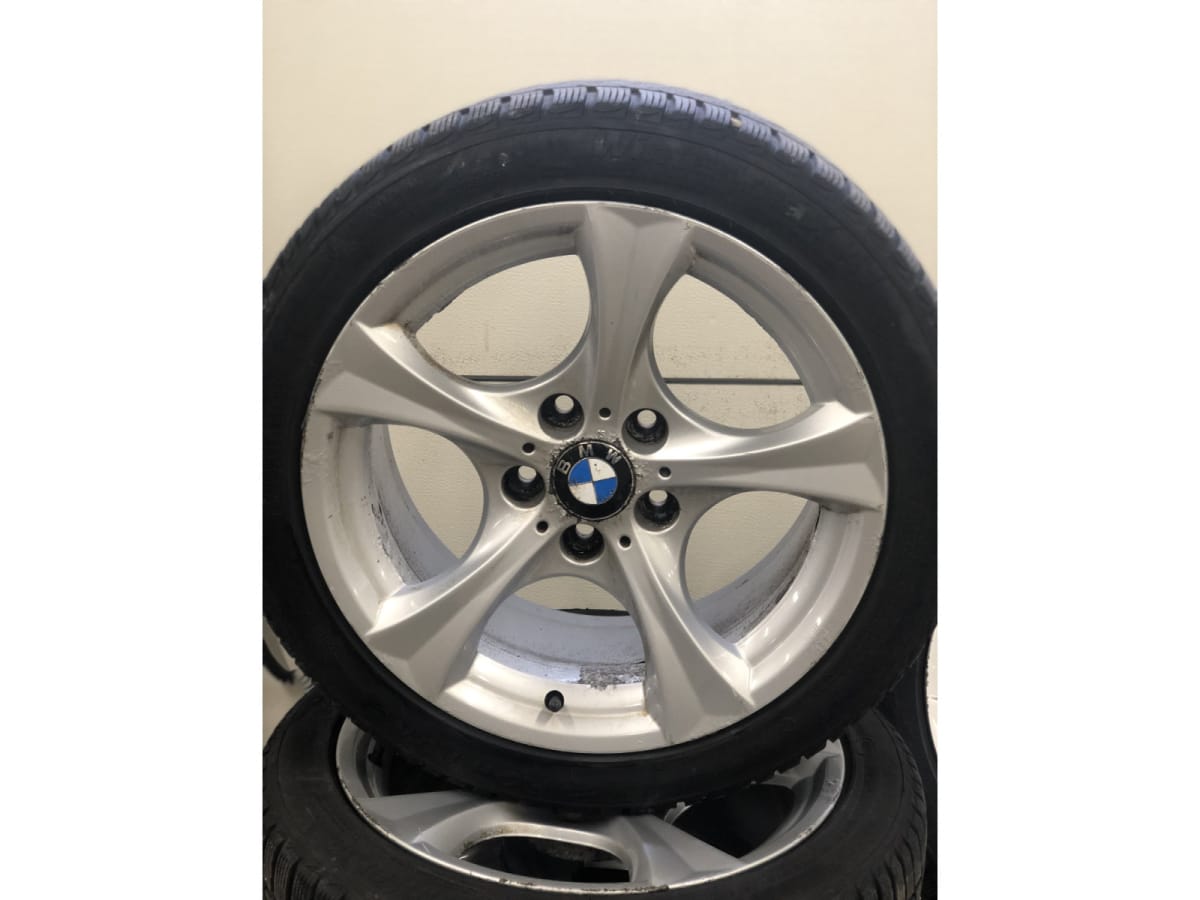 Jantes alu + Pneus hiver 17 225/45 R17 94V - Photo 1