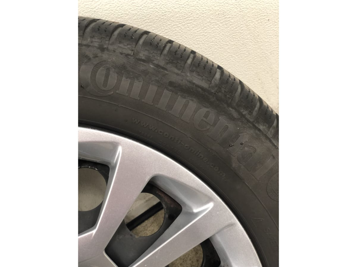 Jantes acier + Pneus hiver 17 225/55 R17 101V - Photo 1