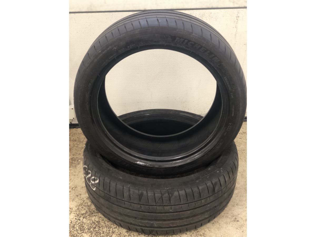 Pneus été 18 225/45 R18 95W - Photo 1