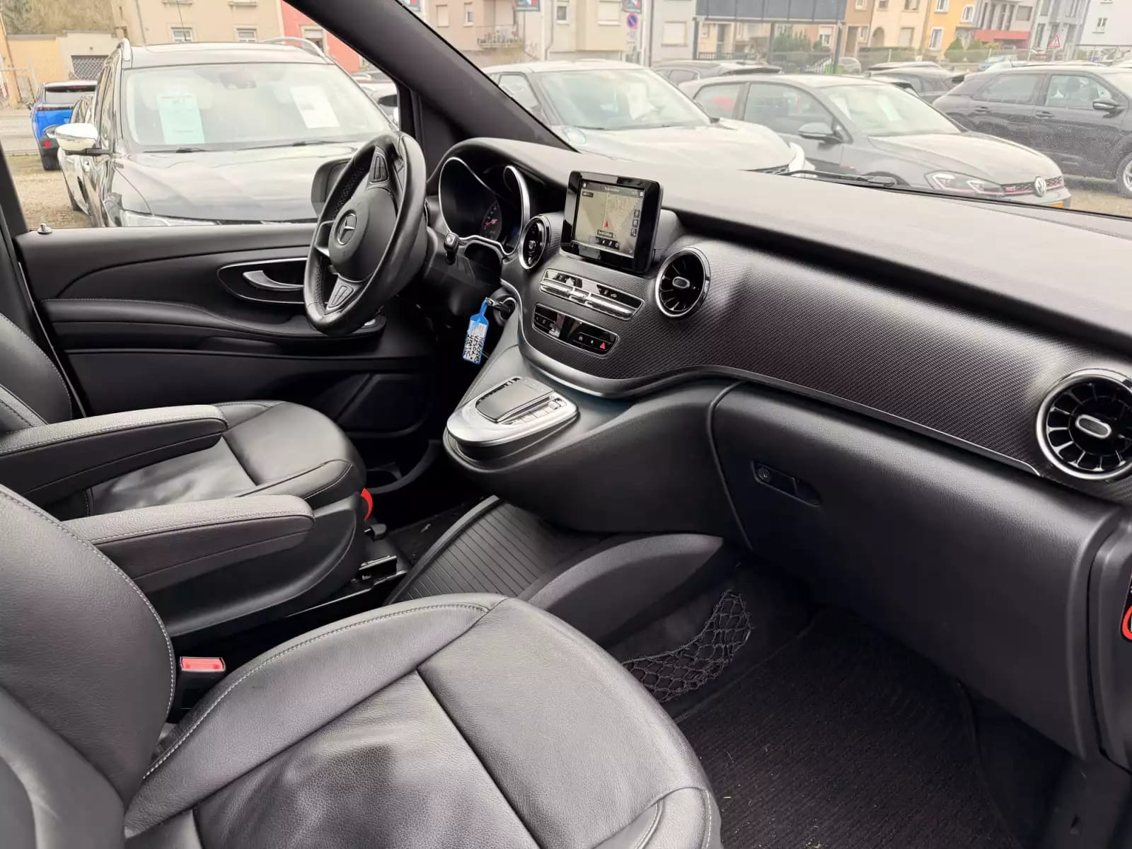 Mercedes-Benz V 250 d AMG line 190 4MATIC - Photo 1