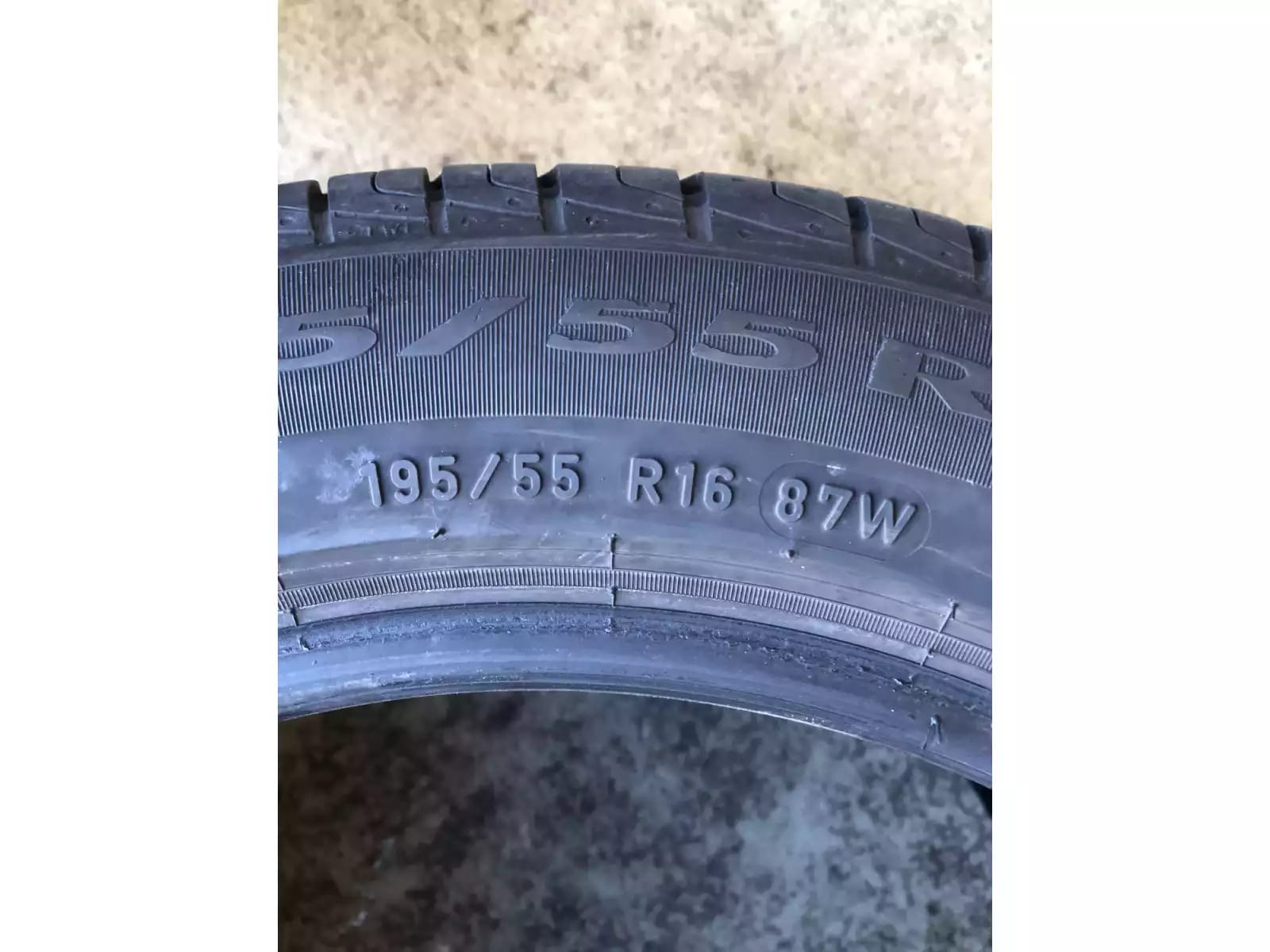 Pneus été 16 195/55 R16 87W - Photo 1