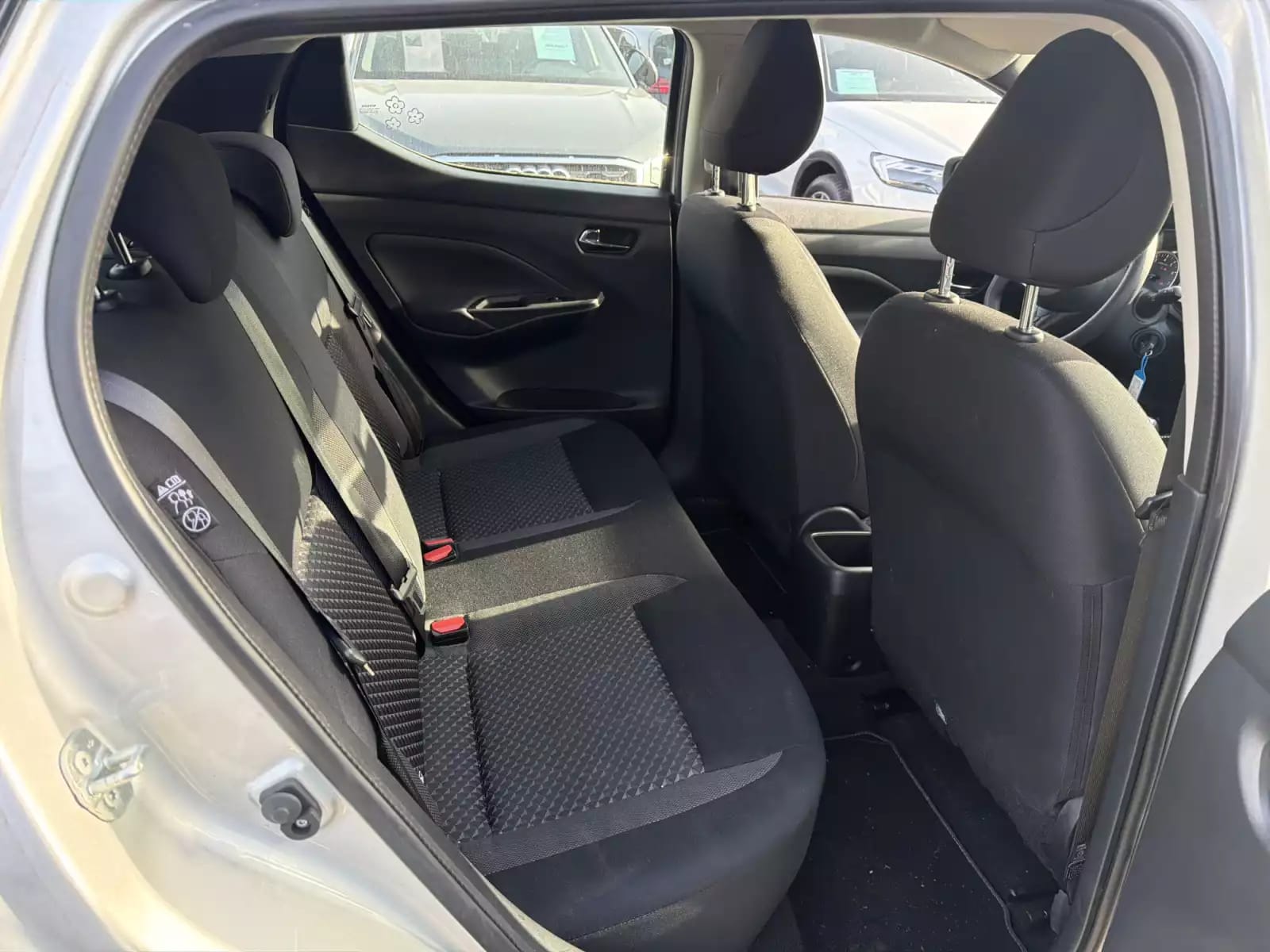 Nissan Micra SBR 1.0L IG-T 92 M/T ACENTA + Easy Pack - Photo 1