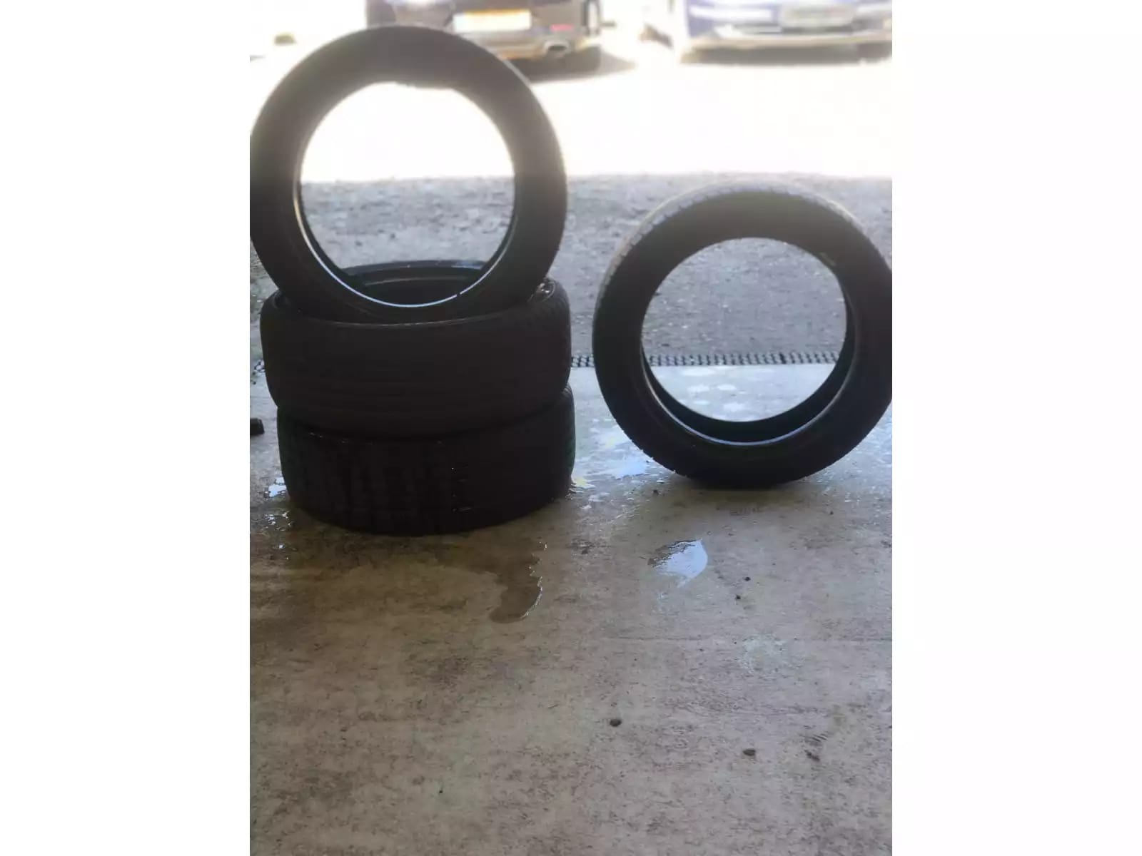 Pneus été 17 205/50 R17 93V - Photo 1