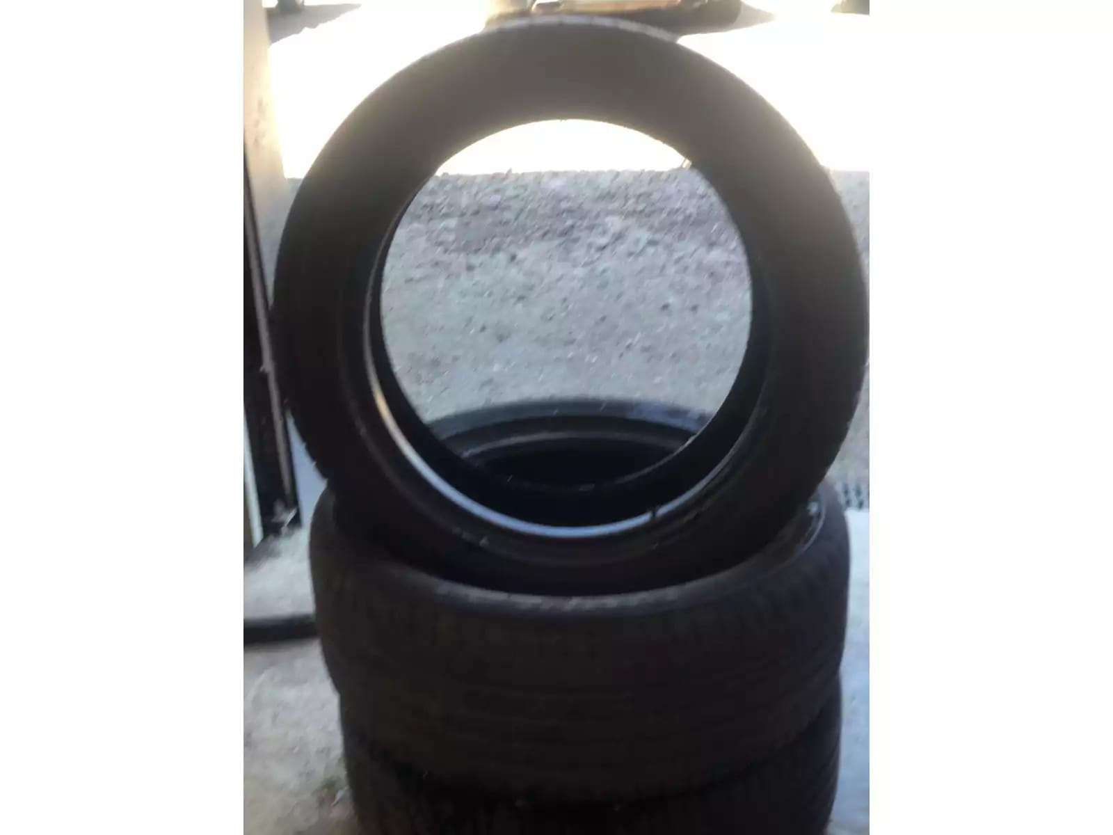 Pneus été 17 205/50 R17 93V - Photo 1