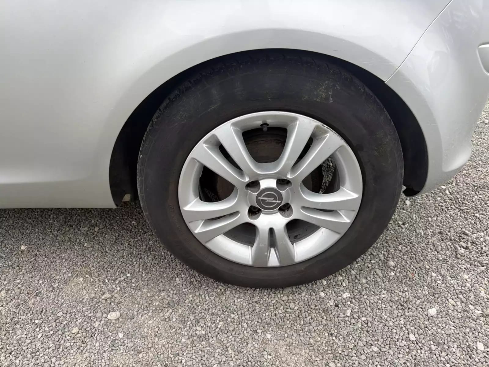 Opel Corsa 1.3 CDTI 95CV - Photo 1