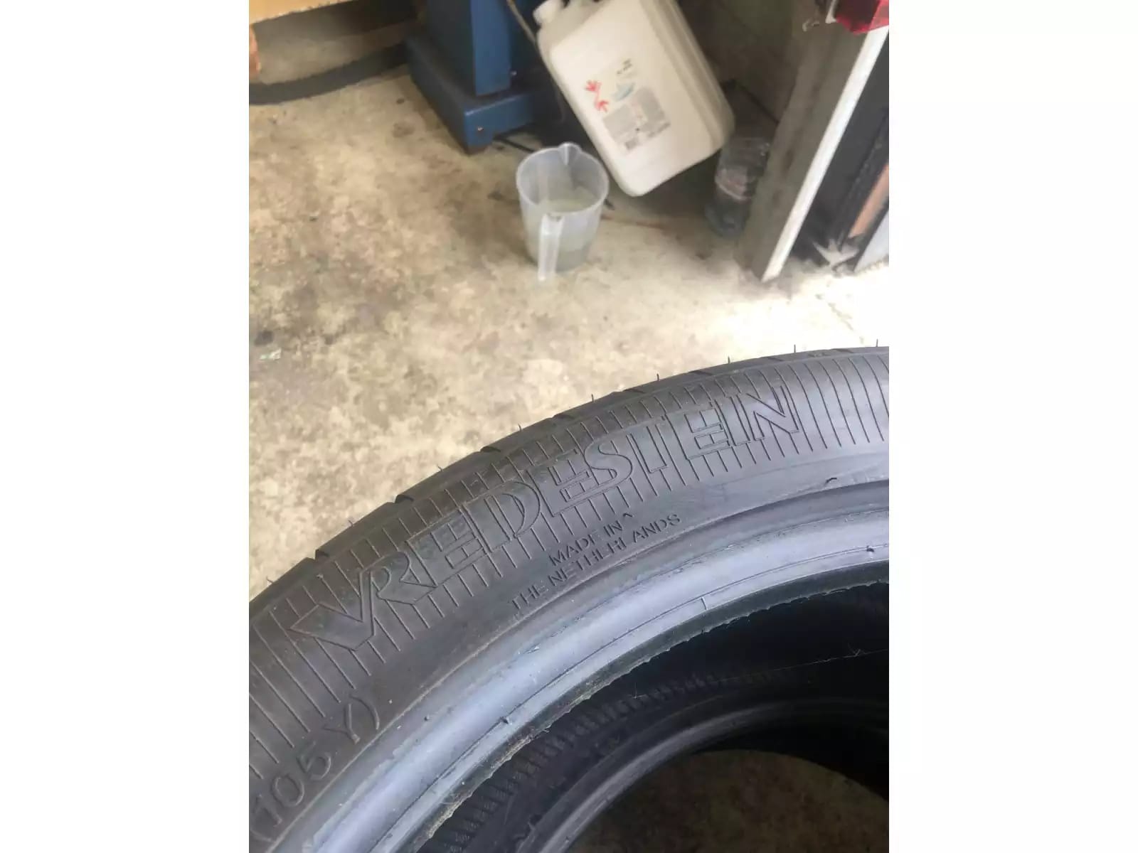 Pneus été 20 295/35 R20 105Y - Photo 1