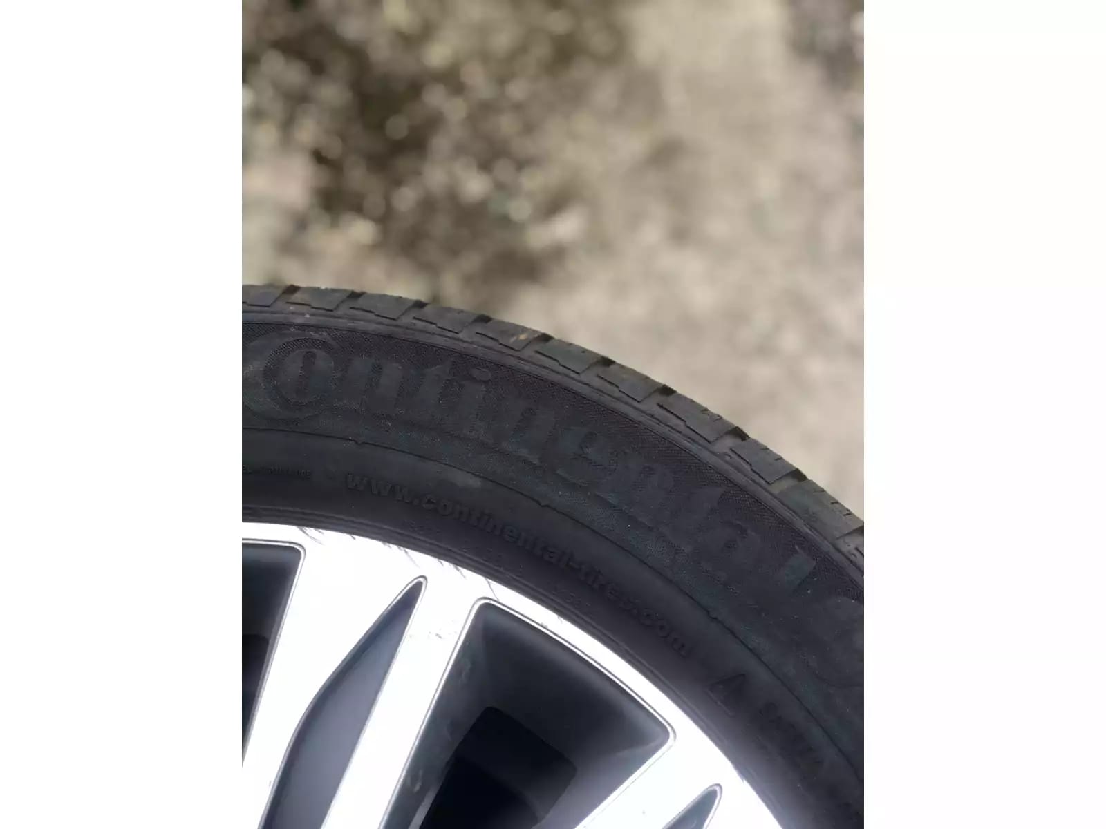Jantes acier + Pneus hiver 16 205/60 R16 92H - Photo 1