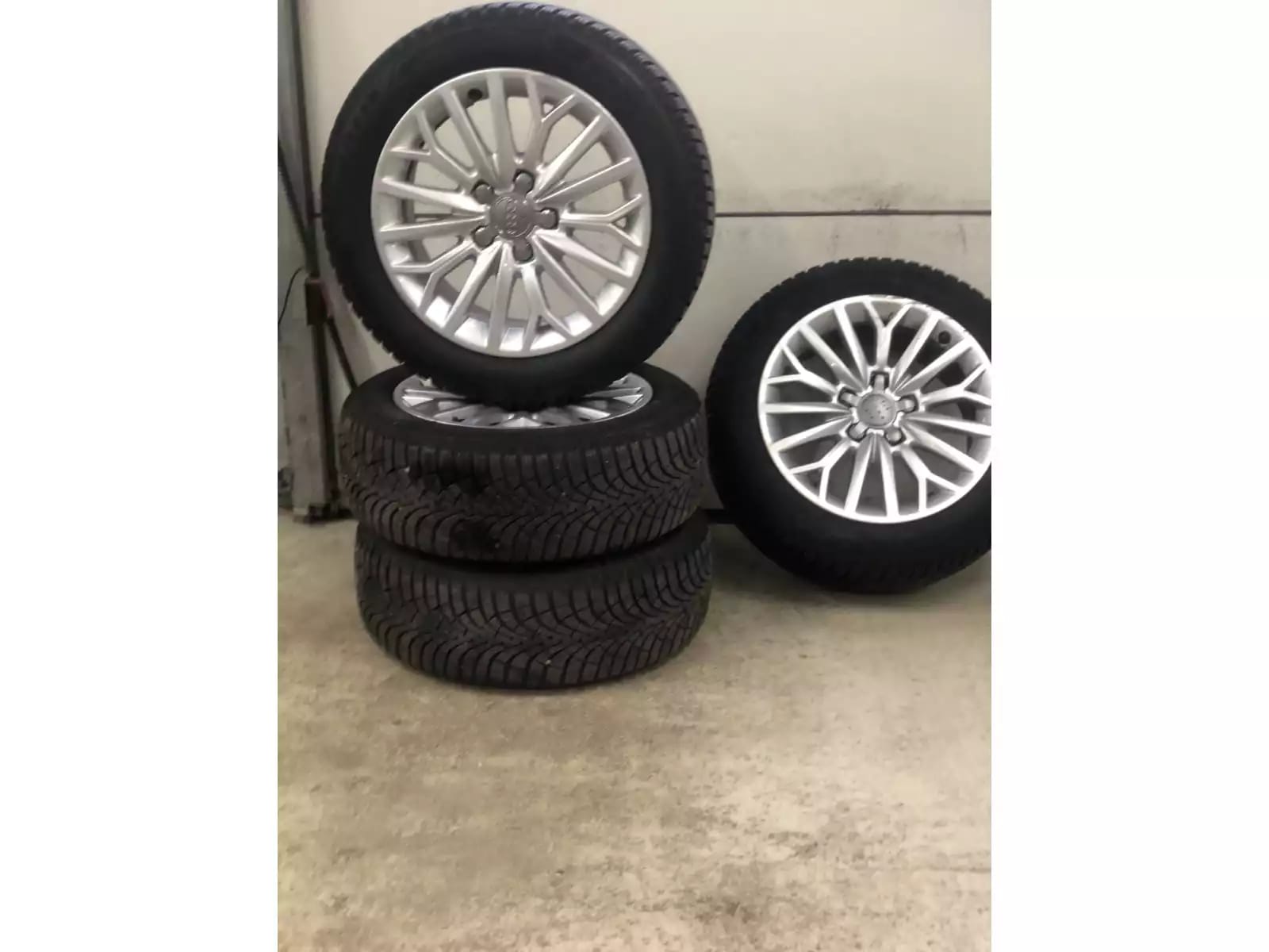 Jantes alu + Pneus hiver 16 205/55 R16 91H - Photo 1