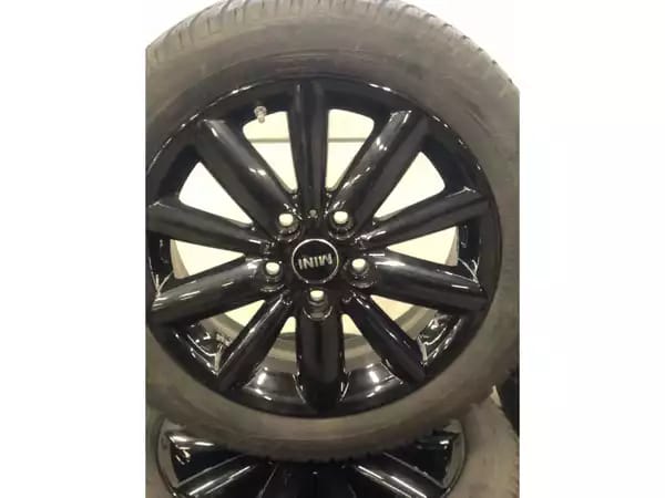 Jantes alu + Pneus hiver 16 175/60 R16 86H - Photo 2