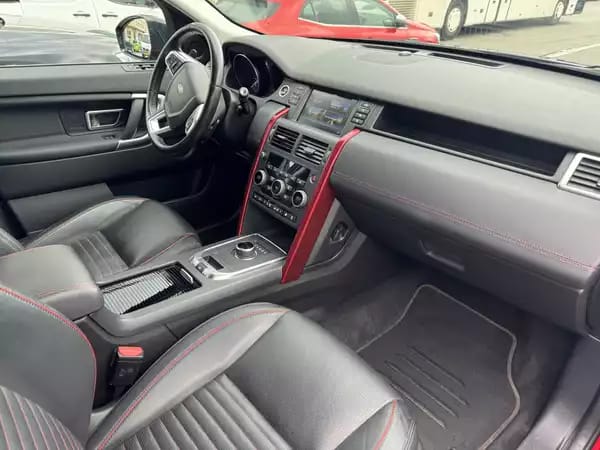 Land Rover Discovery Sport 2.0 TD4 AWD 180 AUTO - Photo 2