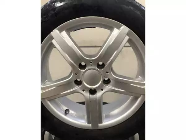 Jantes alu + Pneus hiver 16 205/55 R16 91H - Photo 2