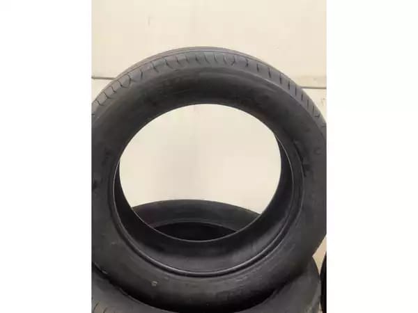 Pneus été 16 195/55 R16 87H - Photo 2