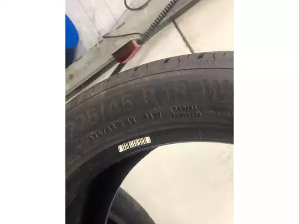 Pneus été 18 225/45 R18 91W - Photo 3
