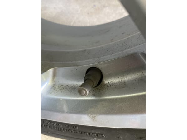 Jantes alu + Pneus hiver 17 205/55 R17 91H - Photo 2