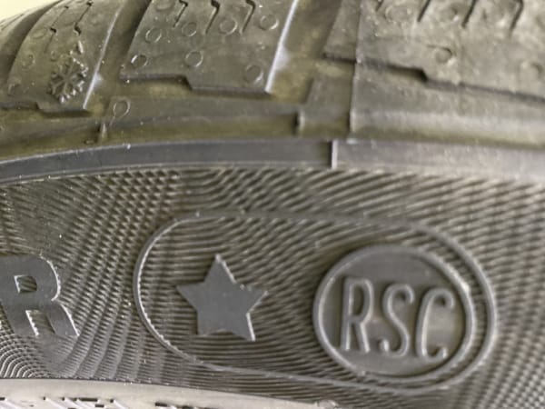 Jantes alu + Pneus hiver 17 205/55 R17 91H - Photo 3