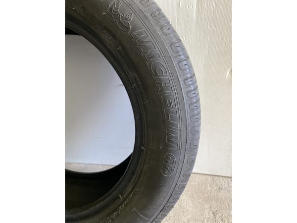 Pneus été 16 205/60 R16 92V - Photo 2