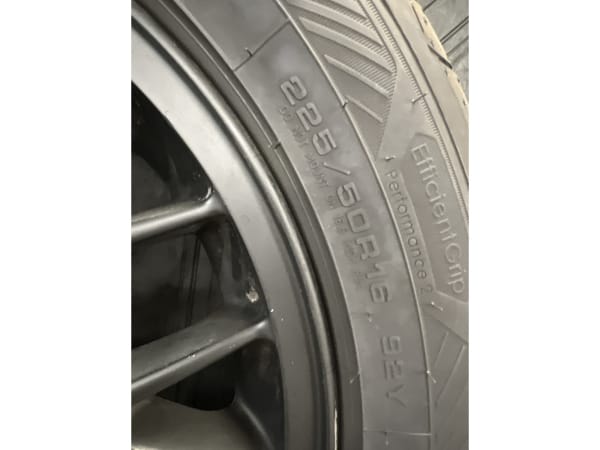 Jantes alu + Pneus été 16 225/50 R16 92Y - Photo 2