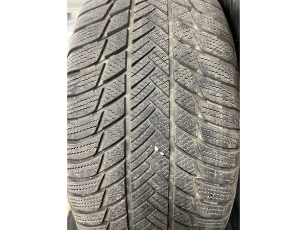 Jantes alu + Pneus hiver 19 265/50 R19 110H - Photo 2