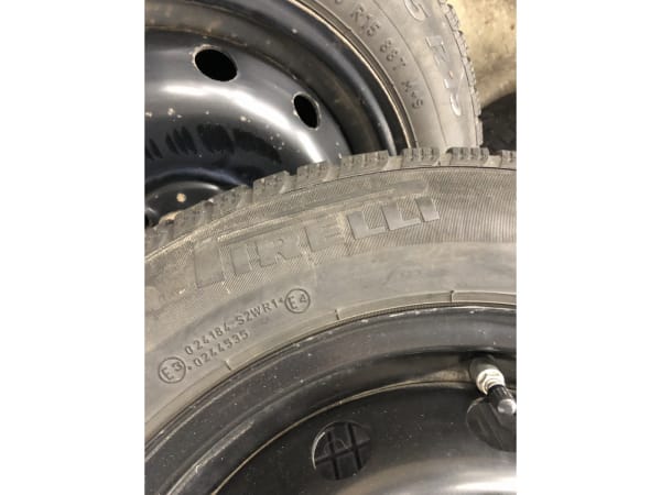 Jantes acier + Pneus hiver 15 185/65 R15 88T - Photo 3