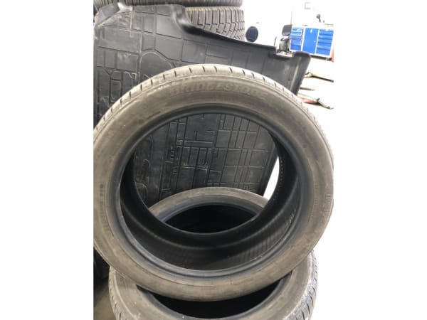 Pneus été 18 235/45 R18 94W - Photo 2