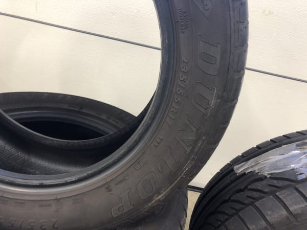 Pneus été 17 235/55 R17 99V - Photo 2