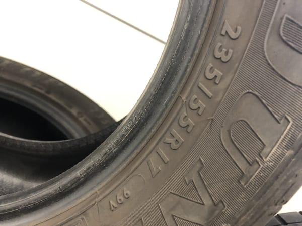 Pneus été 17 235/55 R17 99V - Photo 3