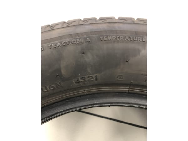 Pneus été 16 205/60 R16 92H - Photo 3