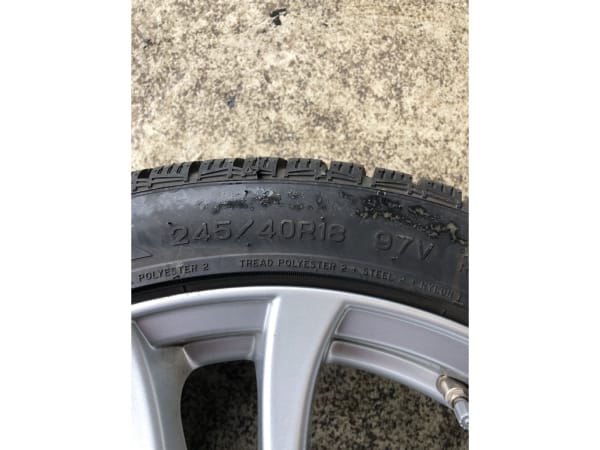 Jantes alu + Pneus hiver 18 245/40 R18 97V - Photo 3