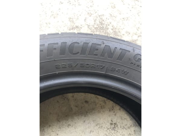 Pneus été 17 225/50 R17 94Y - Photo 3