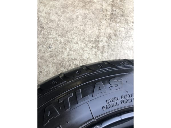 Jantes alu + Pneus hiver 16 205/55 R16 91H - Photo 2